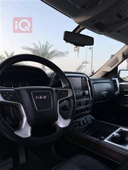 GMC Sierra